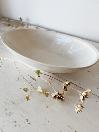 The Farmhouse Oval Serving Bowl