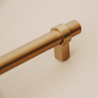 Leon Metal Pull - Champagne Bronze
