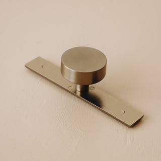 Wardrobe Knob With Backplate
