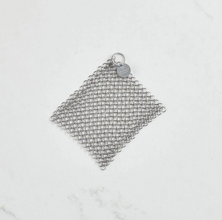 Chainmail Scrubber for Cast Iron | Smithey Ironware