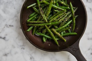 No.10 Cast Iron Chef Skillet | Smithey Ironware