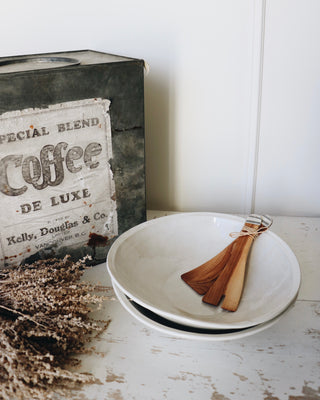 The Farmhouse Serving Bowl