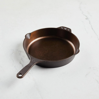 No.10 Cast Iron Skillet | Smithey Ironware