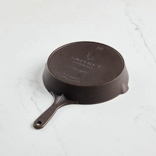 No.10 Cast Iron Skillet | Smithey Ironware
