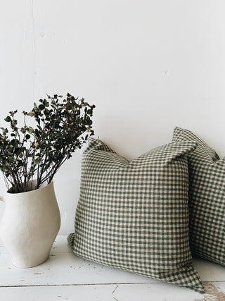 Genevieve Pillow 20 x 20