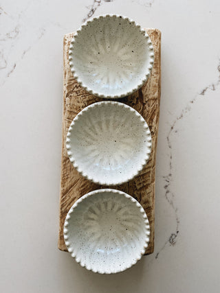 Ruffled Edge Ceramic Pinch Bowl