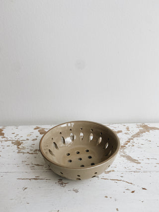 Berry Bowl - Beige