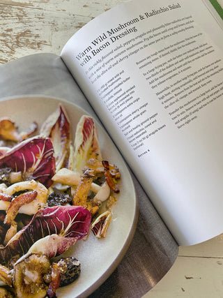 Salads for Every Season: 100 Fresh and Flavorful Recipes Year-Round Cookbook